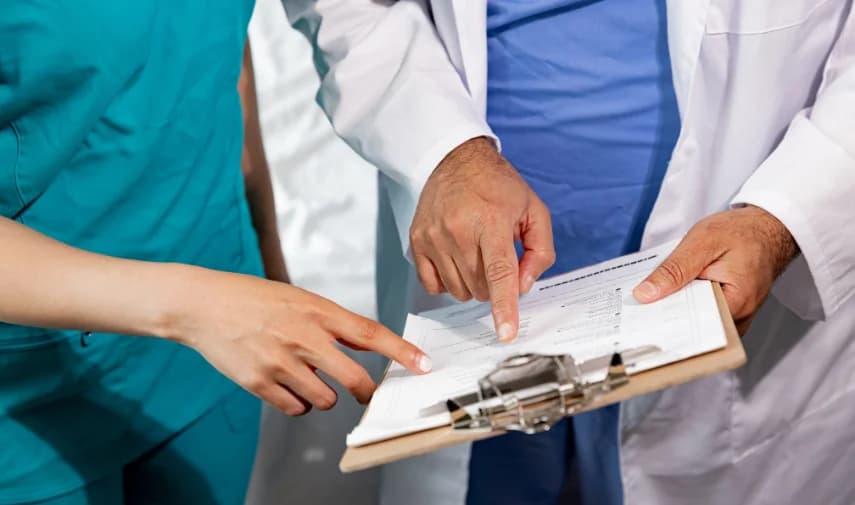 Cover Image for Salud comunitaria hispana y investigación (NHHRI 2025-2026)