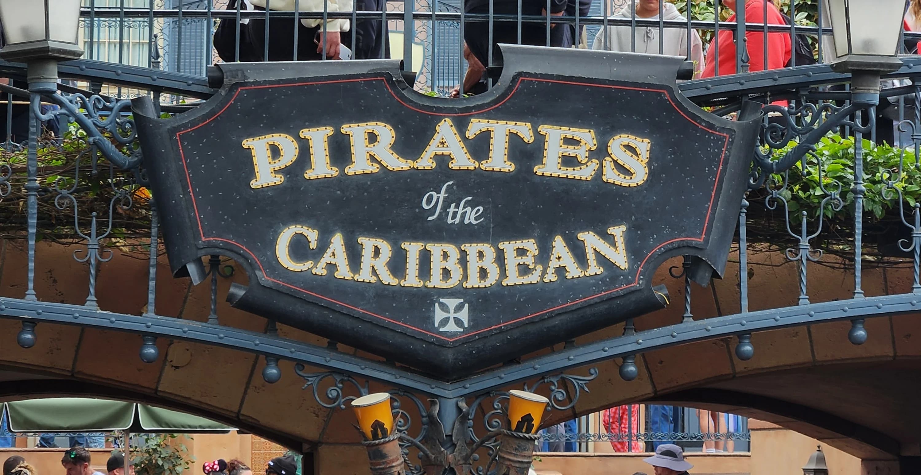 Cover Image for Destinos de viaje latinos en EE. UU. 2026: Florida, California y Caribe