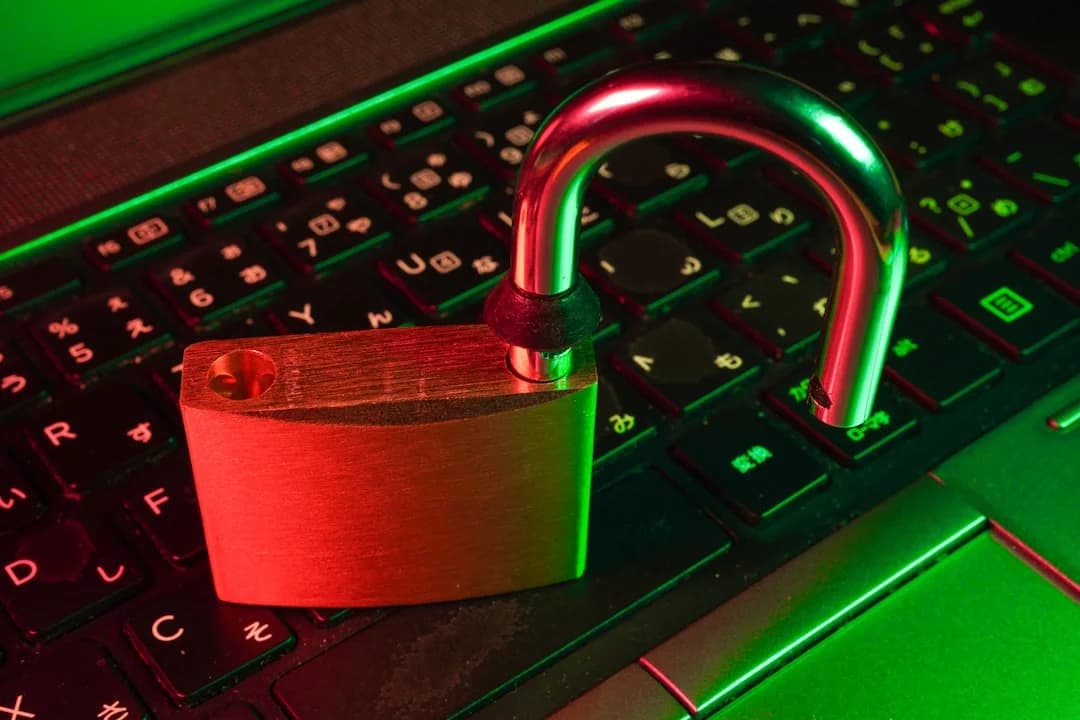 Cover Image for Seguridad Cibernética Para Pymes Hispanas En EE. UU. 2026